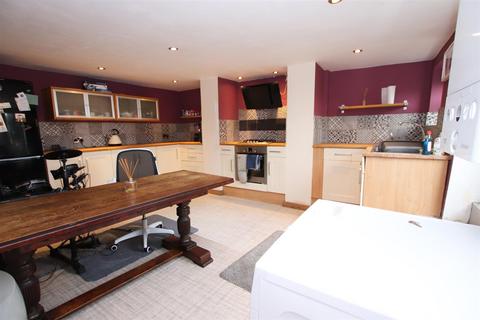 1 bedroom terraced house for sale, Highfield Road, Idle, Bradford