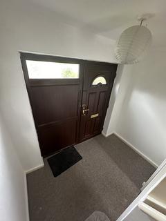 2 bedroom terraced house to rent, Holdforth Close, Leeds LS12