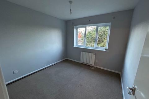 1 bedroom flat for sale, Albert Street, Fleet GU51