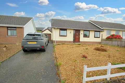 2 bedroom semi-detached bungalow for sale, 41 Glenview Avenue