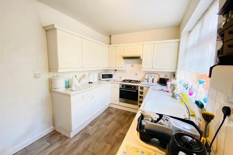 2 bedroom semi-detached house for sale, Wellbank Avenue, Ashton-Under-Lyne OL6