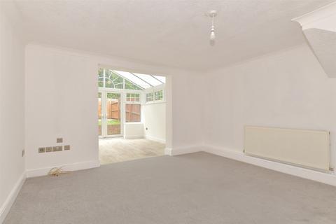 2 bedroom terraced house for sale, Hertsfield Avenue, Frindsbury, Rochester, Kent