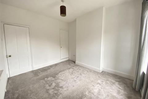 2 bedroom terraced house to rent, High Street, Belper DE56