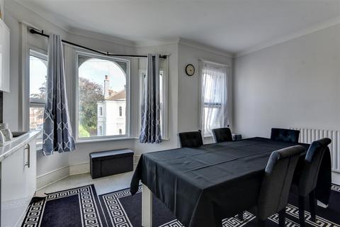 3 bedroom apartment for sale, Eastcourt Road, Worthing