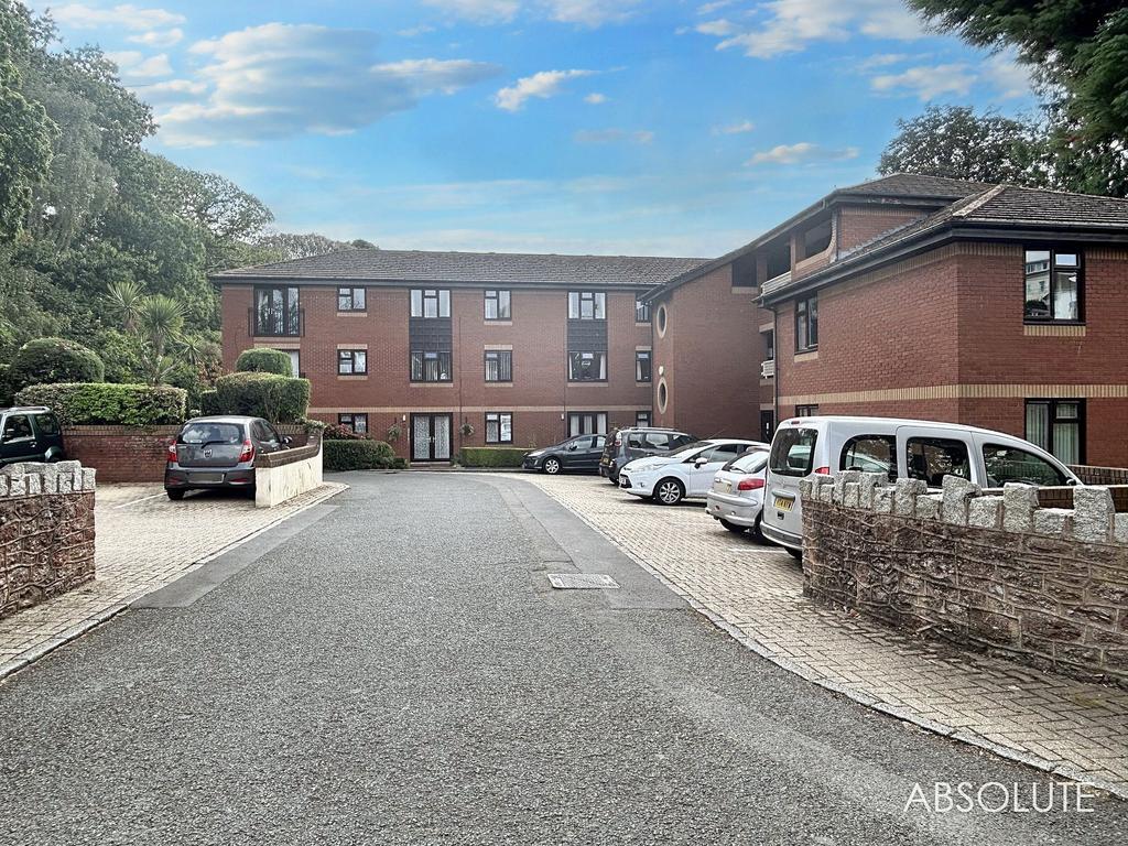 Oldway Road, Paignton, TQ3 1 bed apartment for sale £75,000