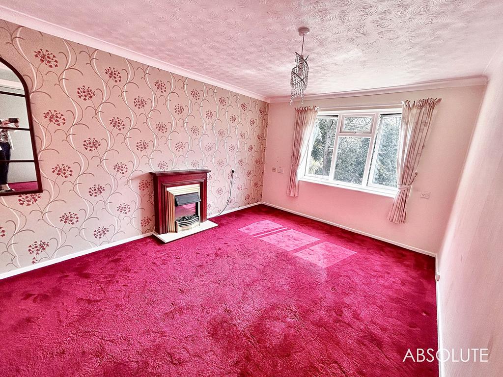 Oldway Road, Paignton, TQ3 1 bed apartment for sale £75,000