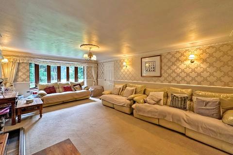 4 bedroom bungalow for sale, Stourbridge Road, Wolverhampton, WV4