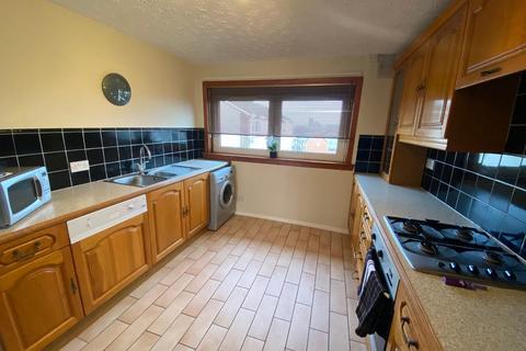 2 bedroom flat to rent, Annbank Street, Larkhall, ML9