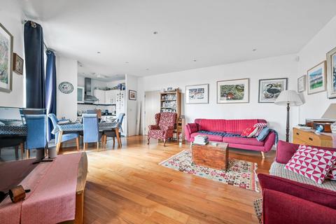 1 bedroom flat for sale, Birdwood Avenue, Hither Green, London, SE13