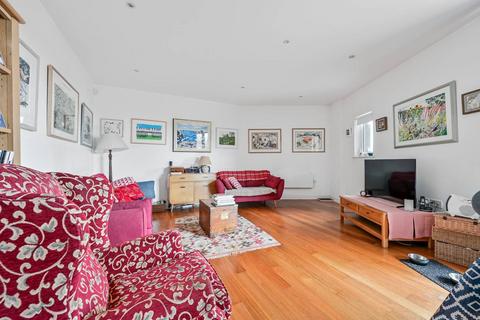 1 bedroom flat for sale, Birdwood Avenue, Hither Green, London, SE13