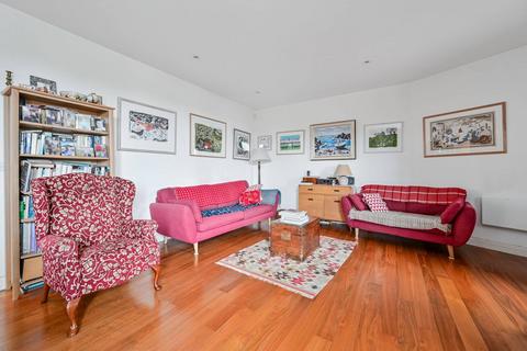 1 bedroom flat for sale, Birdwood Avenue, Hither Green, London, SE13