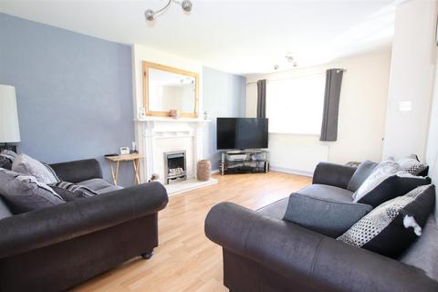 17 Stonecroft, Bradford, BD2 2HW