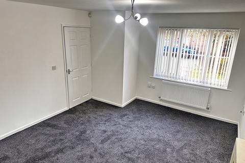 3 bedroom detached house to rent, Sandybrook Drive, Blackley