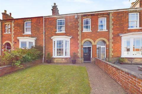 4 bedroom terraced house for sale, Newmarket, Louth LN11