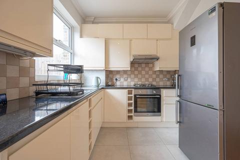 4 bedroom terraced house to rent, Eastbourne Road, Tooting, London, SW17