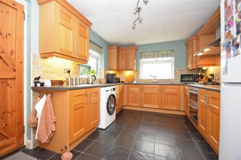 3 bedroom terraced house for sale, Copthorne Road, Shrewsbury