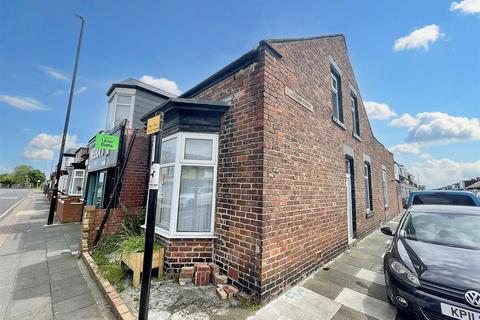 4 bedroom end of terrace house for sale, St. Leonard Street, Sunderland SR2