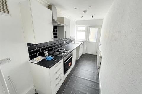 4 bedroom end of terrace house for sale, St. Leonard Street, Sunderland SR2