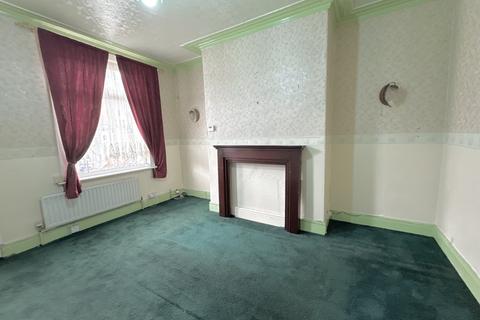 2 bedroom terraced house to rent, Darfield Place, Harehills, Leeds, LS8