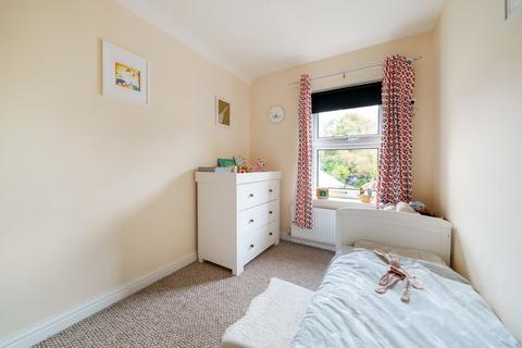 14 Common Lane, New Haw, Addlestone, KT15 3LH
