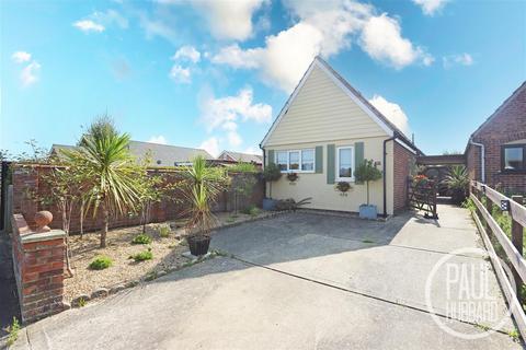 3 bedroom detached bungalow for sale, Cranleigh Road, Pakefield, NR33