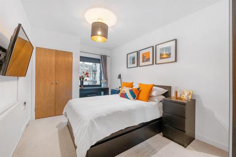 1 bedroom flat for sale, Blairderry Road, London SW2