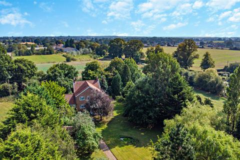 Norfolk House Back Road, Yelverton, Norwich, NR14 7GF