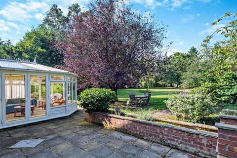 Norfolk House Back Road, Yelverton, Norwich, NR14 7GF