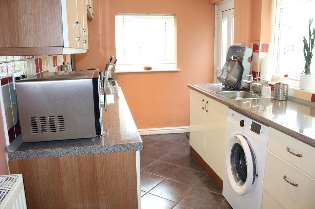 Fitted Kitchen