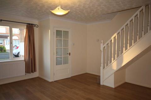 3 bedroom semi-detached house to rent, Habgood Drive, Gilesgate, Durham