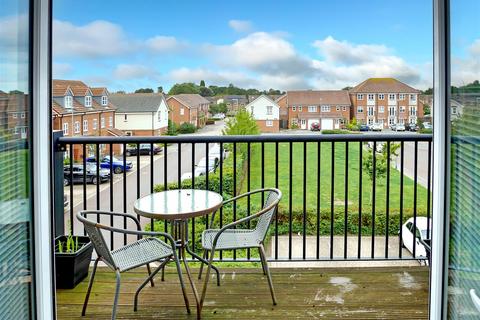 2 bedroom apartment for sale, Amsbridge Crescent, Wick BN17