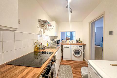 1 bedroom flat for sale, Warrior Gardens, St. Leonards-On-Sea