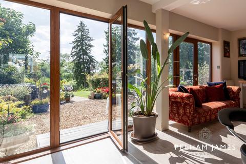 Long View House, 12 Wing Road, Manton, Oakham, LE15 8SZ