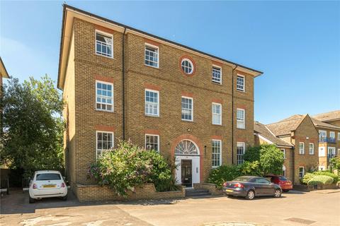 2 bedroom apartment for sale, St Ann's Crescent, London, SW18