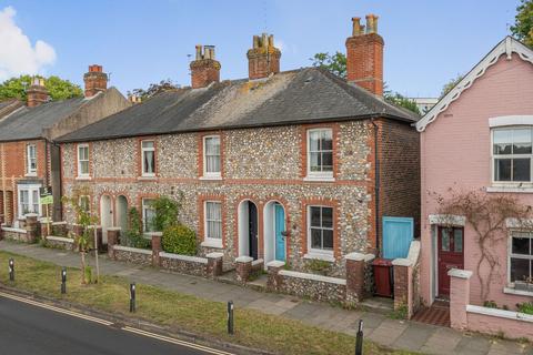 2 bedroom terraced house for sale, Orchard Street, Chichester, PO19