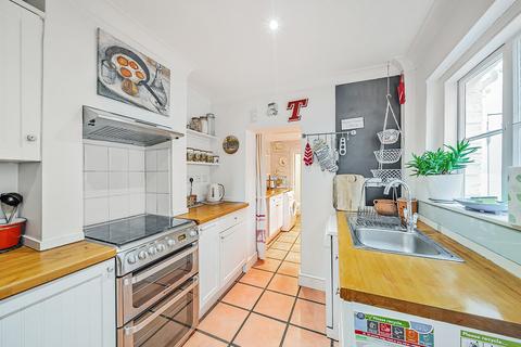 2 bedroom terraced house for sale, Orchard Street, Chichester, PO19