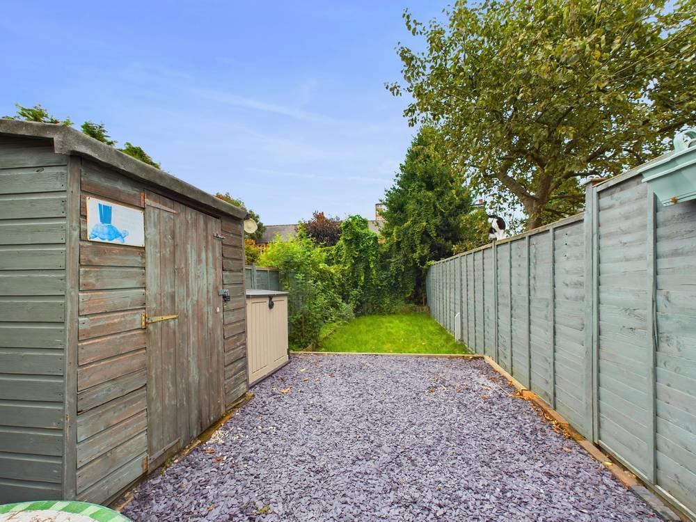 Garden 2.jpg