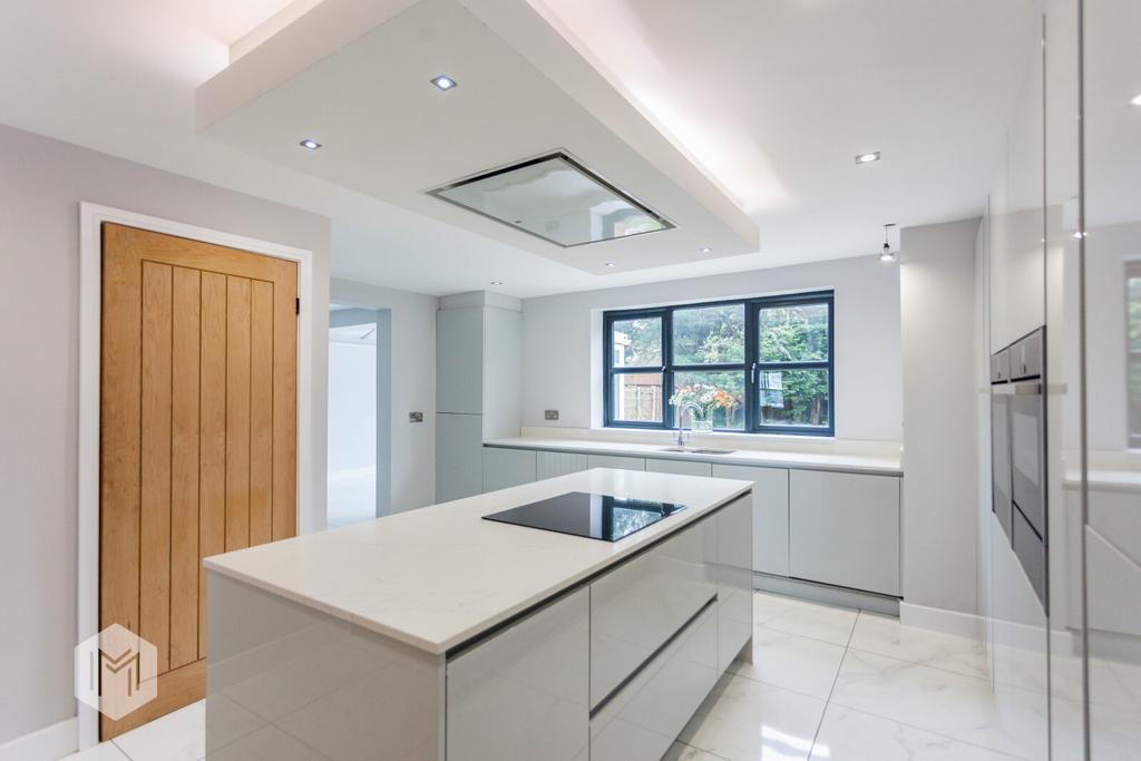 Ellesmere Road, Culcheth, Warrington... 4 bed semidetached house for