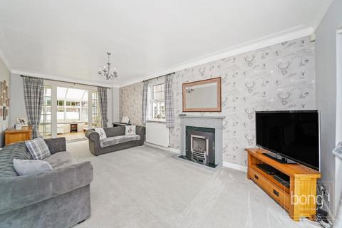 4 bedroom detached house for sale, Beaumont Park, Chelmsford CM3