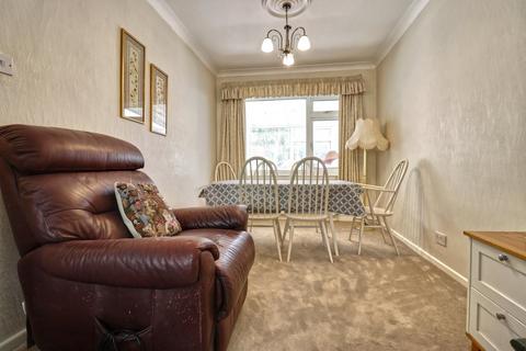 1 Burnside, Sawbridgeworth, CM21 0EP
