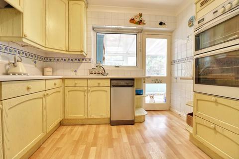 1 Burnside, Sawbridgeworth, CM21 0EP