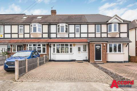 2 bedroom terraced house for sale, Bellevue Road, Romford, RM5