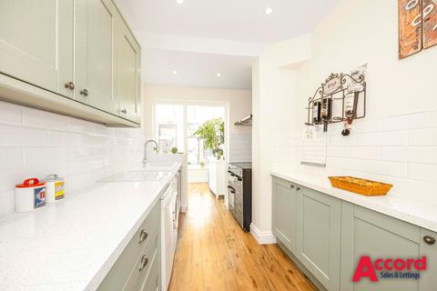 2 bedroom terraced house for sale, Bellevue Road, Romford, RM5