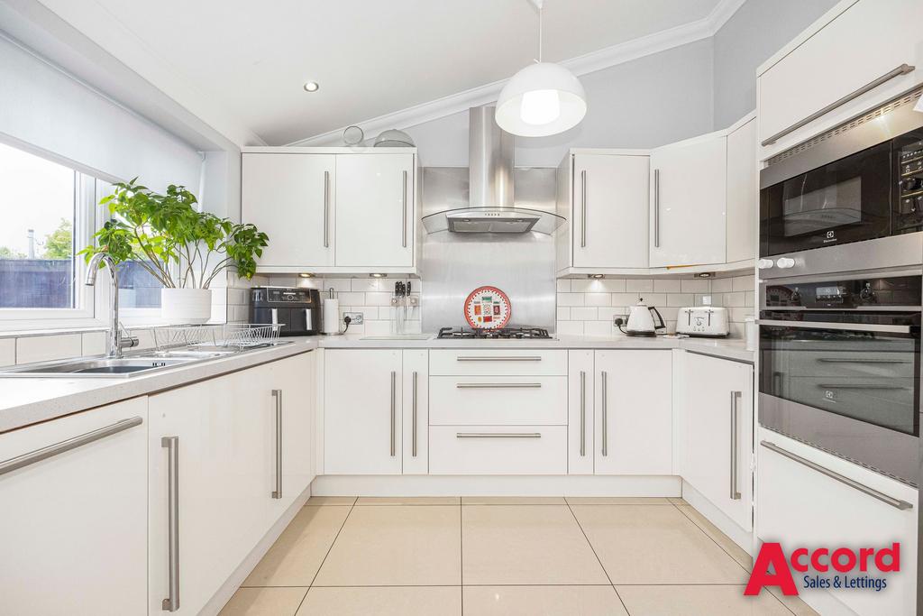 Kitchen diner