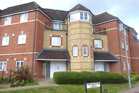 2 bedroom flat for sale, Wellsfield, Bushey WD23