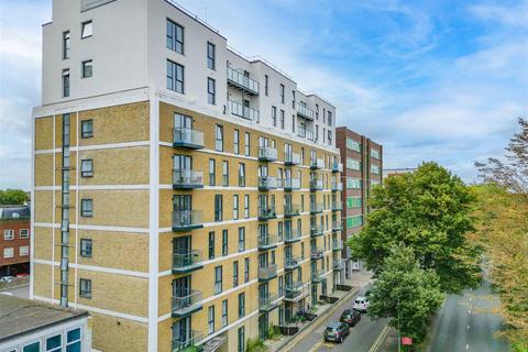 1 bedroom apartment for sale, Victoria Avenue, Southend-on-Sea