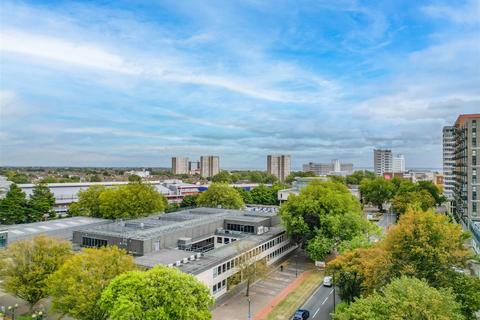 1 bedroom apartment for sale, VICTORIA AVENUE, Southend-on-Sea