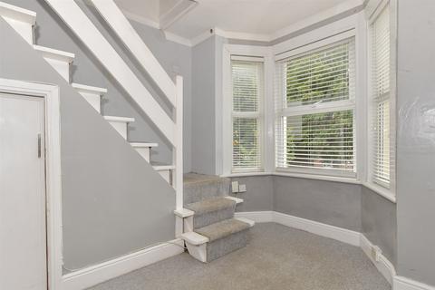 194 Heathfield Avenue, Dover, CT16 2PA