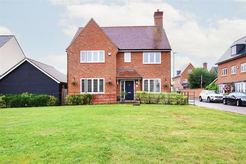 5 bedroom detached house for sale, Terlings Avenue, Gilston, Harlow