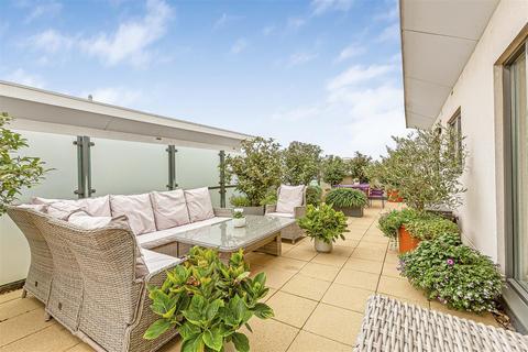 2 bedroom penthouse for sale, Holford Way, Putney, SW15